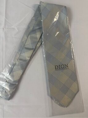 Dion Men's 100% Silk Light Silver Plaid Tie